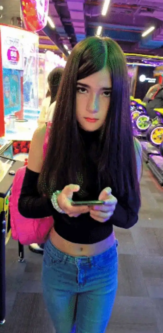 Petite teen in jeans busted