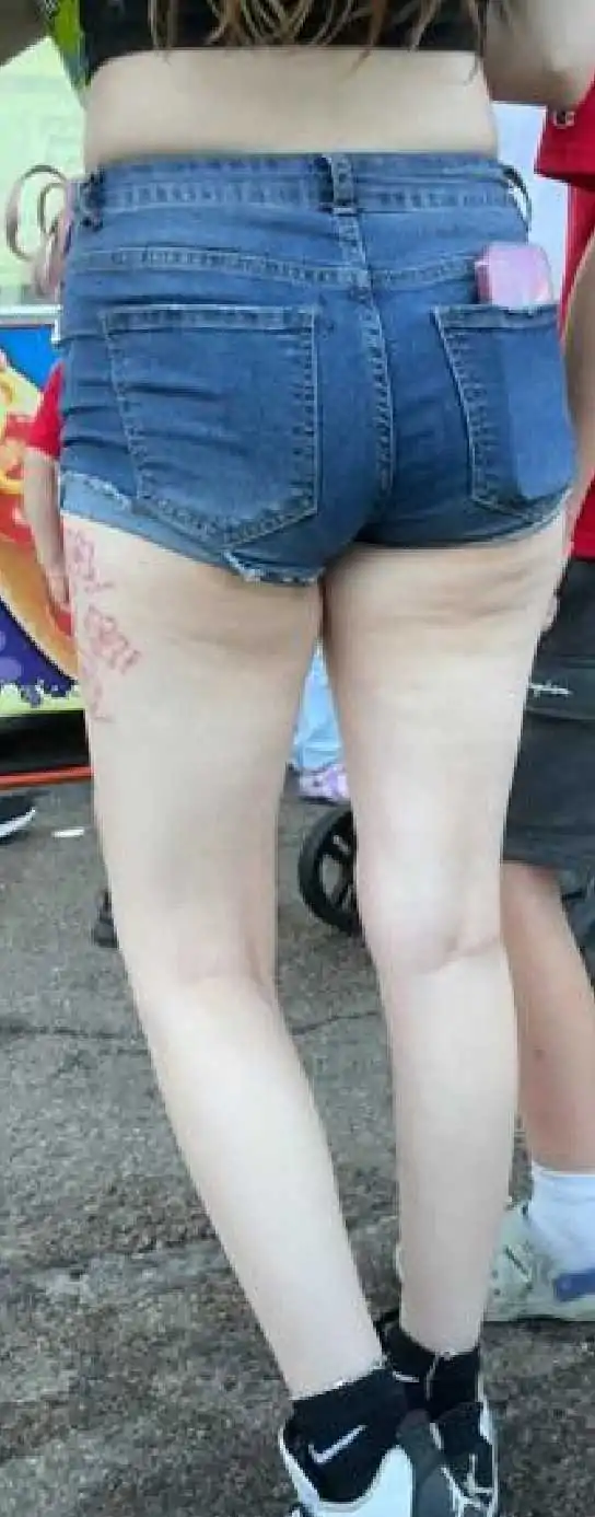 Babysitter Teen Creepshot