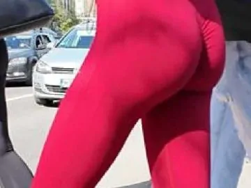 Skinny Teen In Red Leggings Creepshot