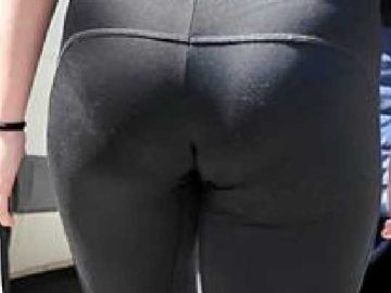 Sweet Teen In Leggings Clear VPL