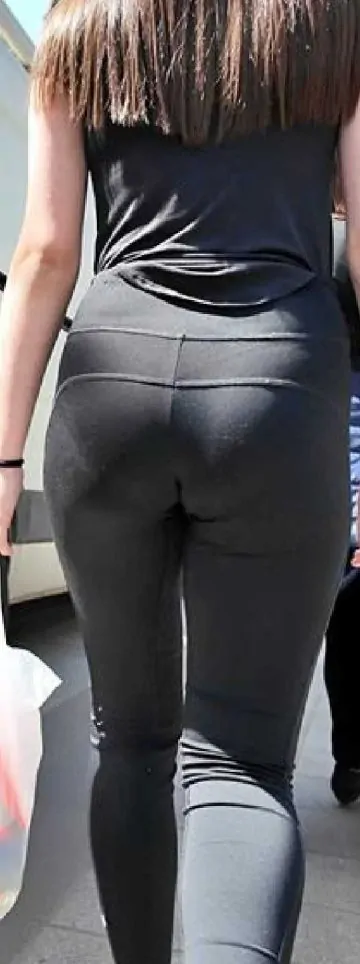 Sweet Teen In Leggings Clear VPL