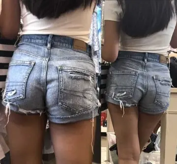 Brunette Teen Creepshot In Denim Shorts