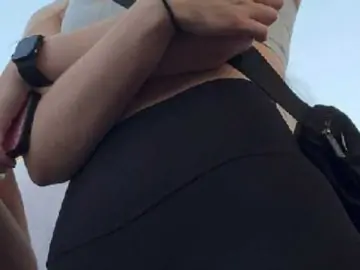 Hot Teen Creepshot In Leggings