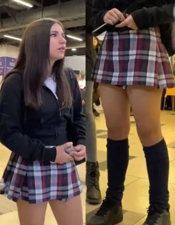 Sweet Schoolgirl Upskirt