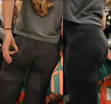 Sweet Teen Face In Camo Leggings